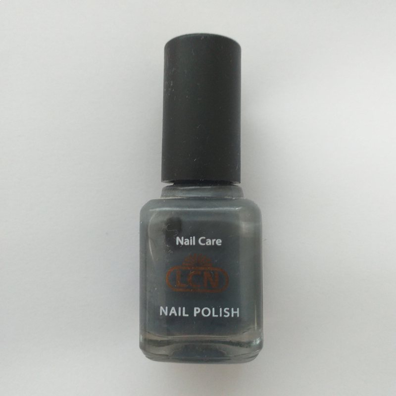 Smalto colore LCN 8 ml fascinating grey.